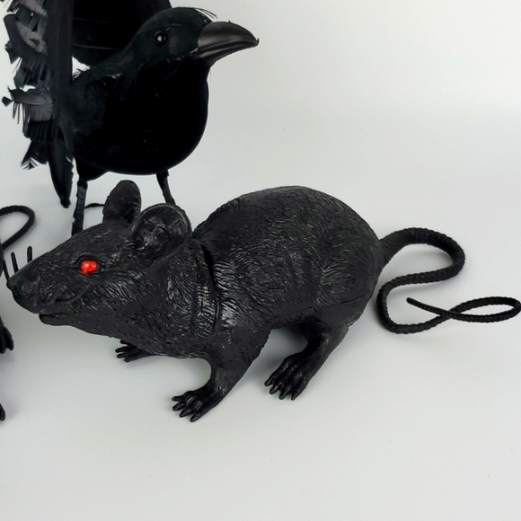 Halloween Rubber Rats Bonus Bird - Picture 4 of 7